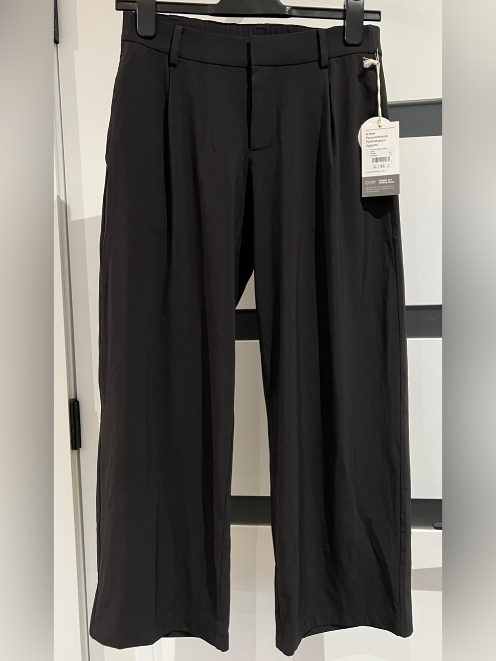 New With Tags VUORI Villa Low Slung Trouser Black XS NWT